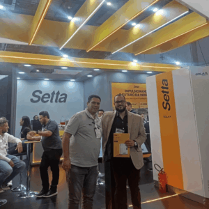 A Pedrassi & Toledo marca presença mais uma vez na Fenasucro & Agrocana, reforçando nosso compromisso com a inovação e liderança no setor. Este evento é fundamental para nossa empresa, permitindo- (1)